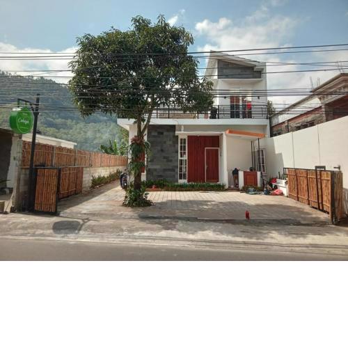 Cahaya1 villa and Guest House