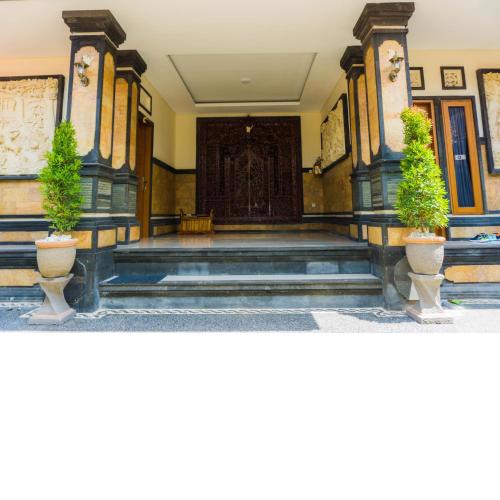 Cakra House