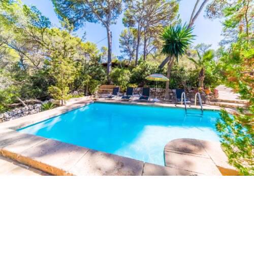Cala Mondrago Holiday Home Sleeps 6 with Pool