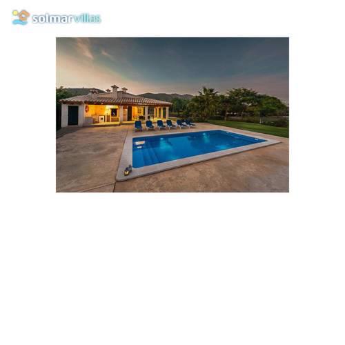 Cala San Vicente Villa Sleeps 6 Pool Air Con WiFi