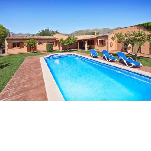 Cala San Vicente Villa Sleeps 6 Pool Air Con WiFi