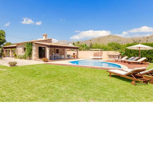 Cala San Vicente Villa Sleeps 6 Pool WiFi T400526