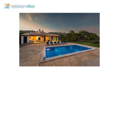 Cala San Vicente Villa Sleeps 6 with Pool Air Con and WiFi
