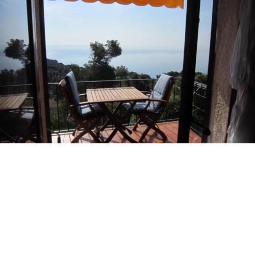 Calella de Palafrugell Apartment Sleeps 2 Pool