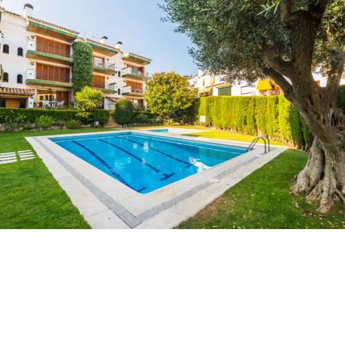 Calella de Palafrugell Apartment Sleeps 4 Pool