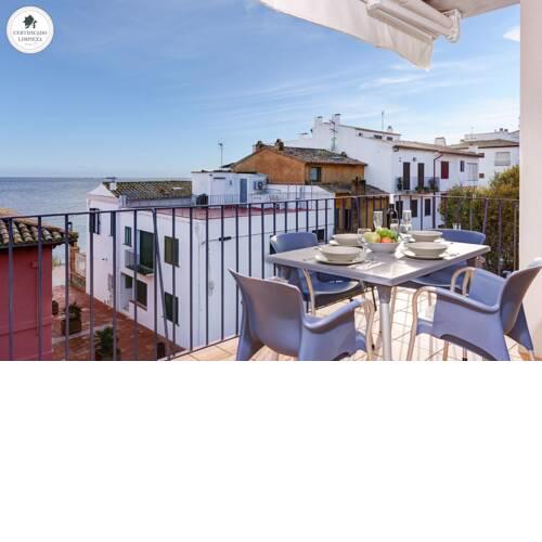 Calella de Palafrugell Apartment Sleeps 4