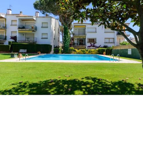 Calella de Palafrugell Apartment Sleeps 6 Pool