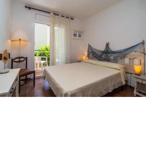 Calella de Palafrugell Apartment Sleeps 6 Pool