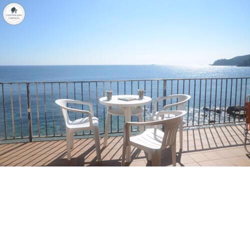 Calella de Palafrugell Apartment Sleeps 6