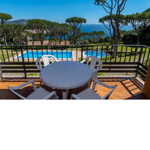 Calella de Palafrugell Apartment Sleeps 8 Pool