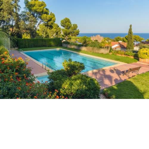Calella de Palafrugell Villa Sleeps 8 Pool