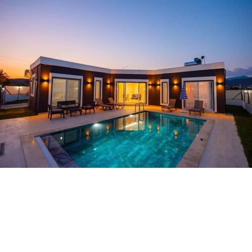 Çalış beacha 1 km uzaklıkta