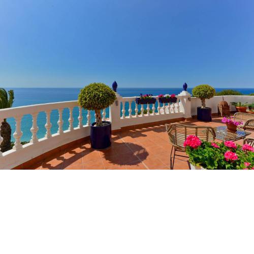 Calle Ladera Marina