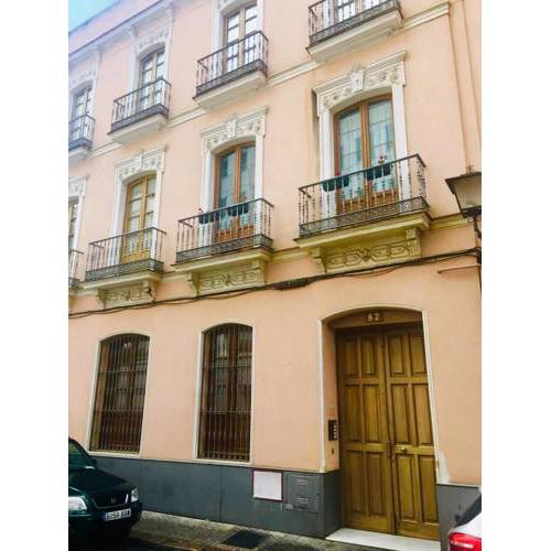 Calle Zaragoza 62, Sevilla