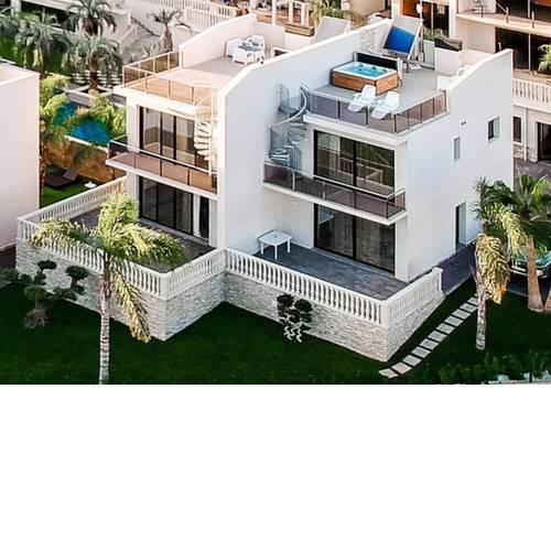 Calma Holiday Villas