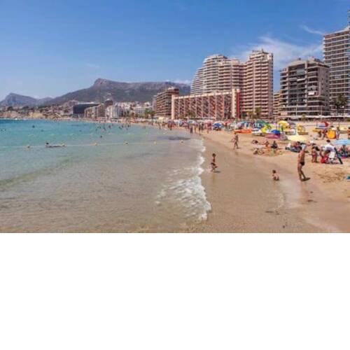 Calpe centro, luminoso, escasos metros de la playa y amplio