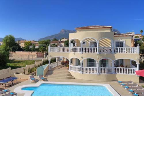 Calpe Villa Sleeps 10 Pool Air Con WiFi