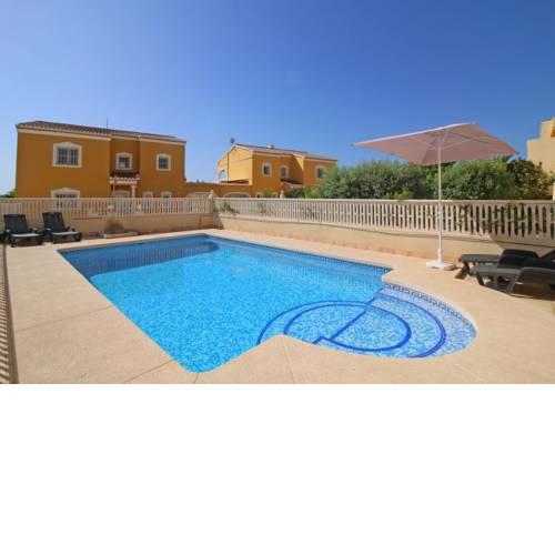 Calpe Villa Sleeps 11 with Pool Air Con and WiFi