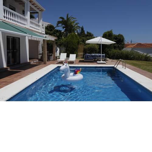 Camachuelo Holiday Home