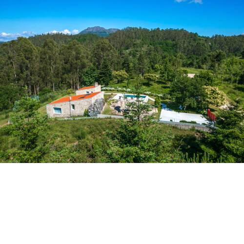 Camos Villa Sleeps 4 Pool WiFi