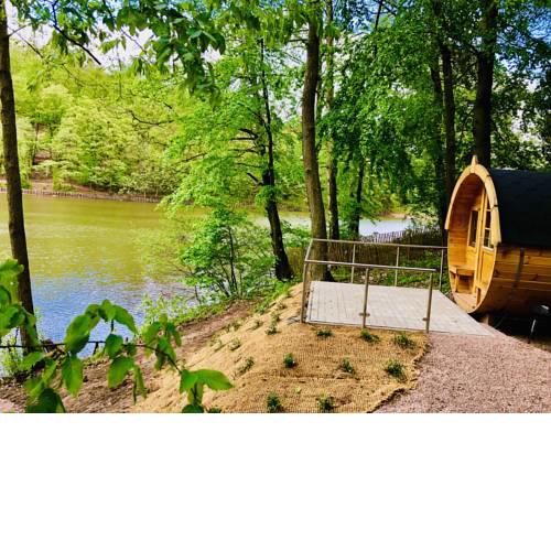 Campingfässer am Kunstteich