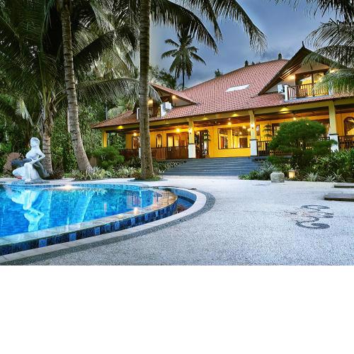 Camplung Beach Villa Tejakula with 6 Bedrooms and Pool