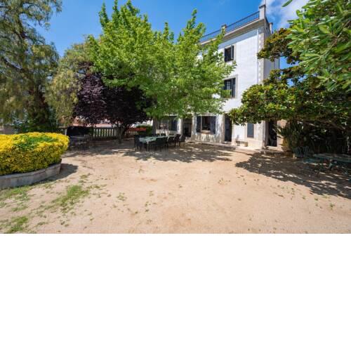 Can Co, una villa entre el campo y el pueblo