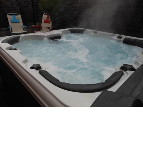 Can Font con Jacuzzi