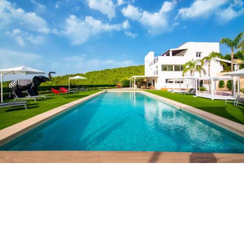 CAN GOI VILLA CLUB