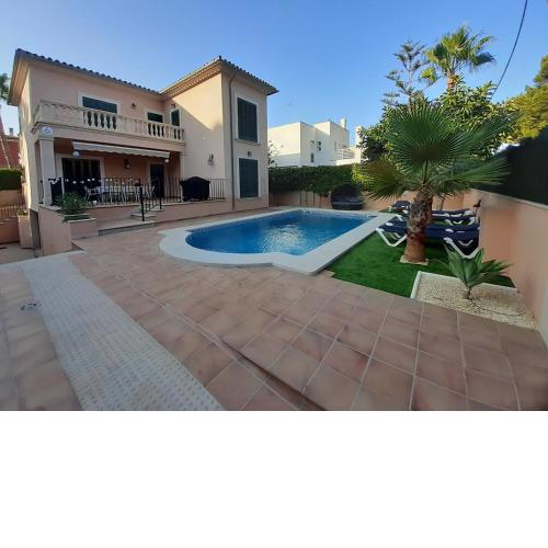 Can Jaume Ferienhaus an der Playa de Palma mit Pool
