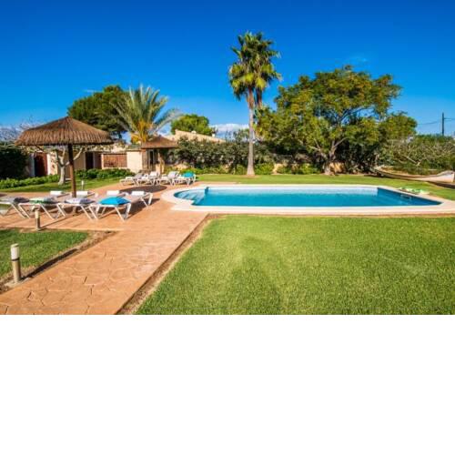 Can Picafort Holiday Home Sleeps 8 with Pool Air Con and WiFi