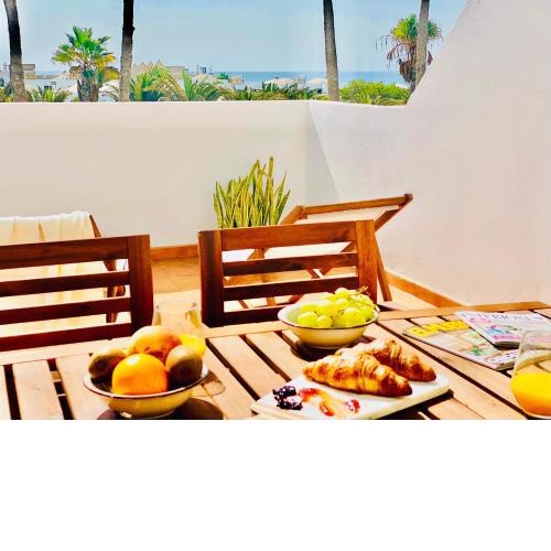 Canaryislandshost l Sea View Suite