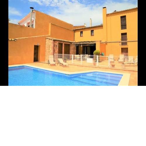 Cantallops Villa Sleeps 6 with Pool and Air Con