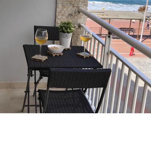 Canteras Beach. Vistas al mar