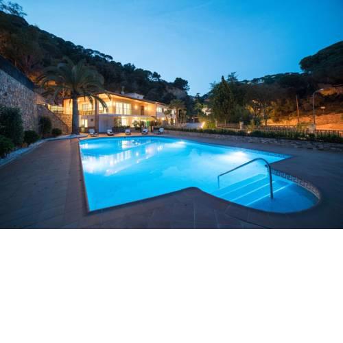 CANYELLES BEACH COSTA BRAVA-INCL. ACTIVITIES-22PAX