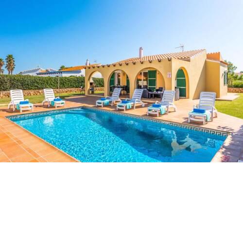 Cap d'Artrutx Villa Sleeps 6 with Pool Air Con and WiFi