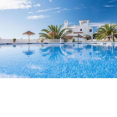 Capistrano Playa, Modern Apartment within walking distance to Burriana Beach