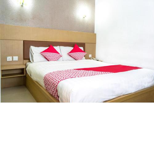 Capital O 664 Romance Hotel