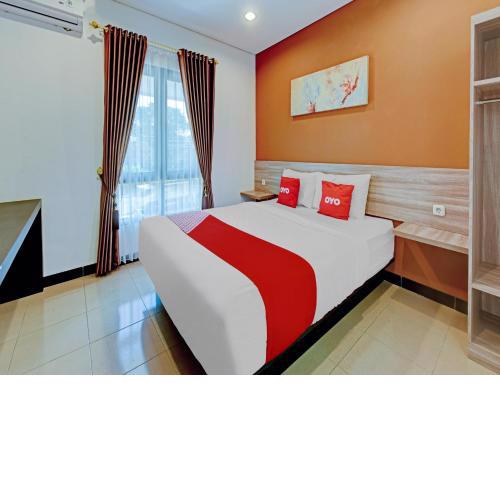 Capital O 90497 Navaya Guest House