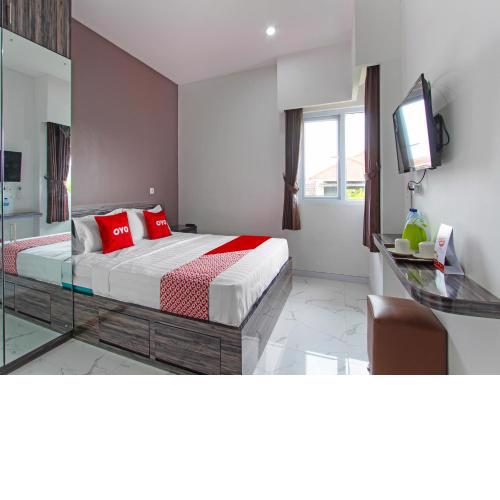 Capital O 91665 D'prof Exclusive Guesthouse