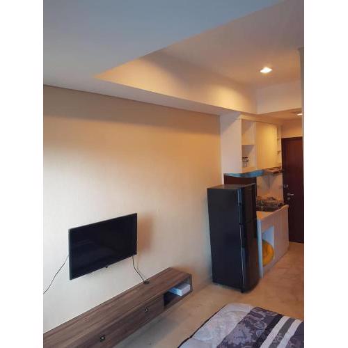 Capitol Park Residence salemba-cozy room