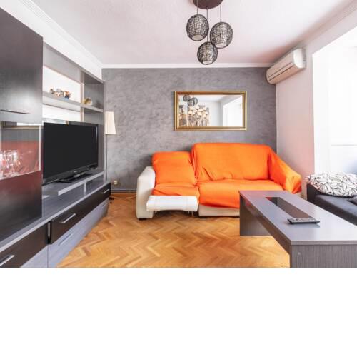 Captivating Apartment in Madrid near El Retiro Park