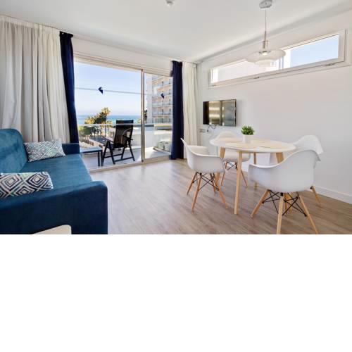 Carihuela Suites