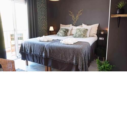 Carmen Rooms