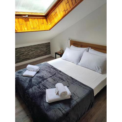 CarreraHouses Aroux
