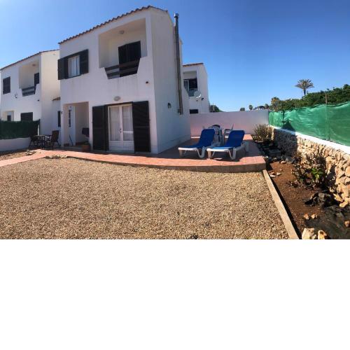 Casa 2 plantas con Gran Jardín