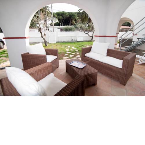 Casa 3 dorm a pie del mar con su jardin y parking