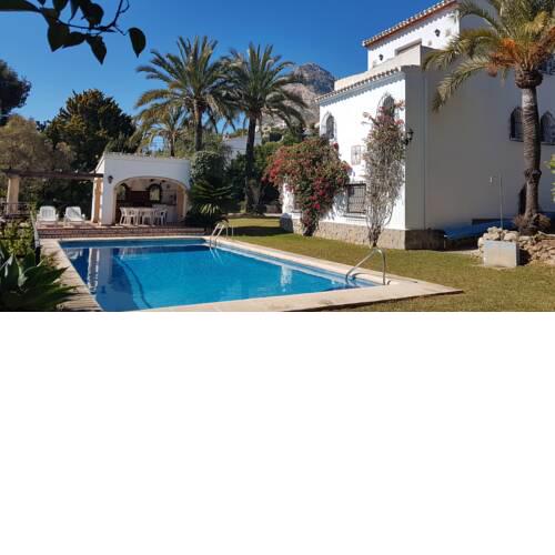 Casa Alba