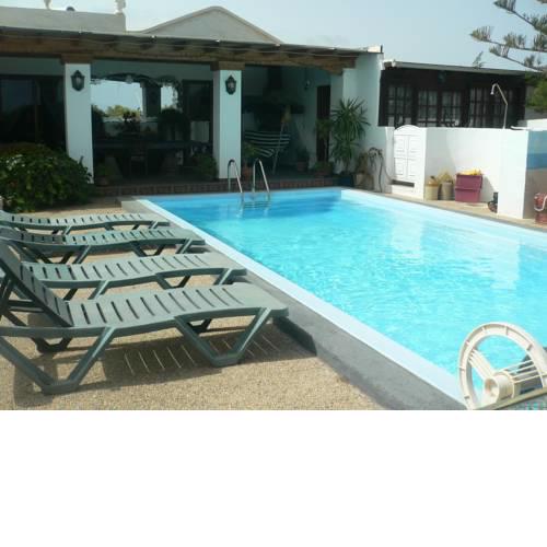 Casa Albryna Rural Lanzarote Villa. Pool, Wifi