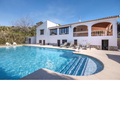 Casa Amor Brujo